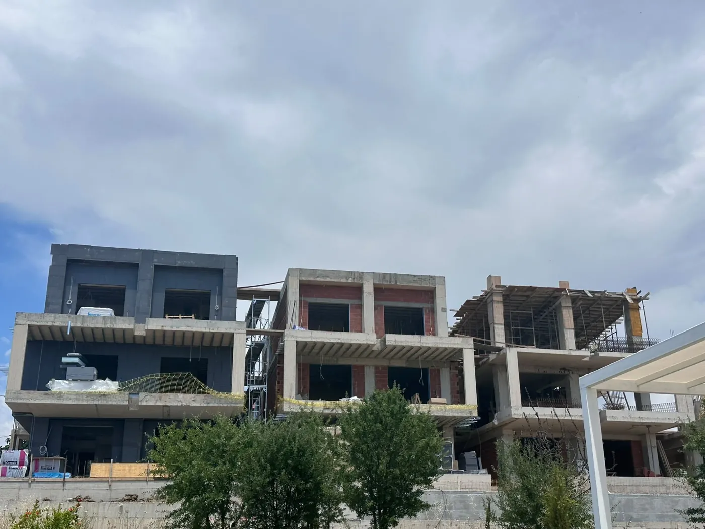 Blue Breeze construction, phase 01