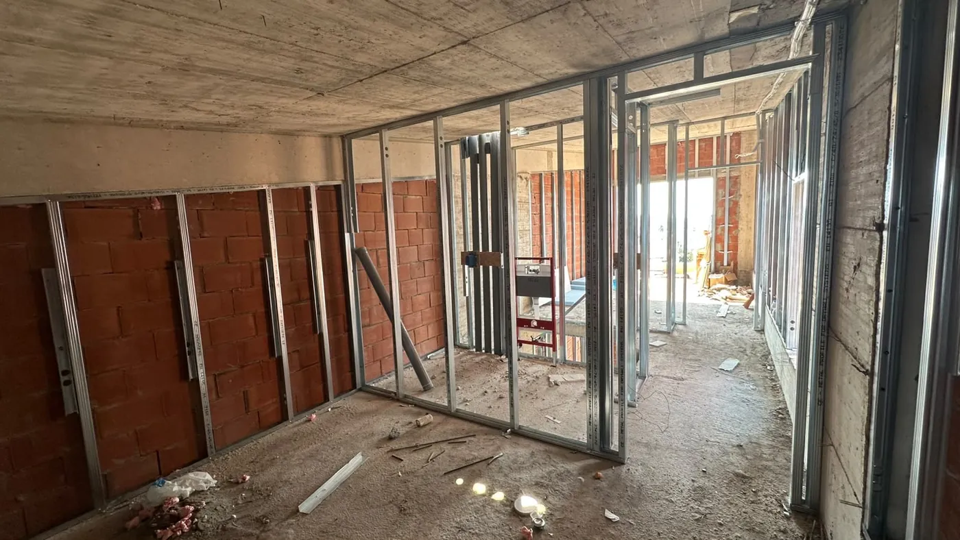 Blue Breeze construction, phase 04